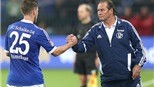 20h30 ngày 27/10,  Schalke - Nuremberg: Ngả mũ trước HLV Stevens!